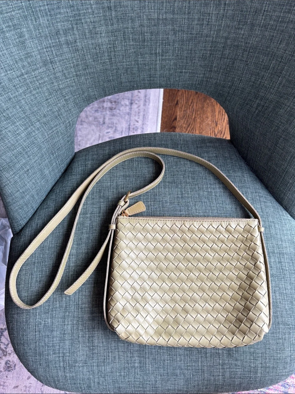 Madewell Ziptop abroad olive green Woven weaved Crossbody Bag leather purse EUC